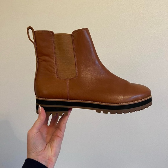 Madewell The Ivy Chelsea Boot in Leather - Picture 2 of 8